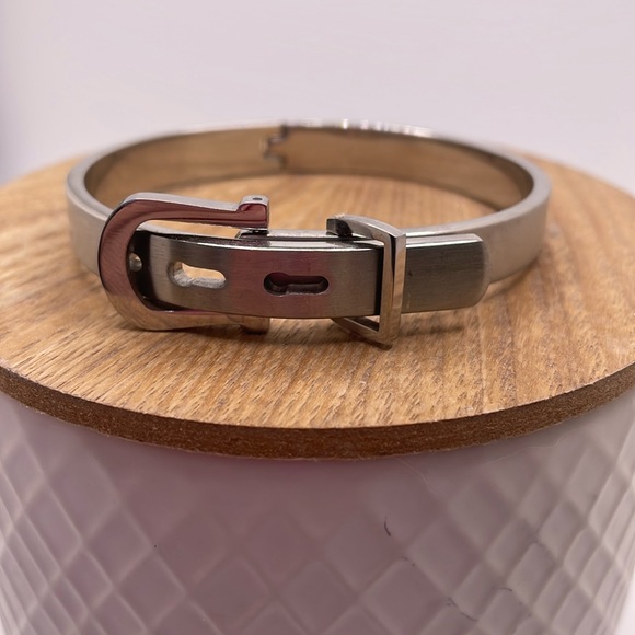 Stainless steel Bracelet worn once! - Picture 1 of 7